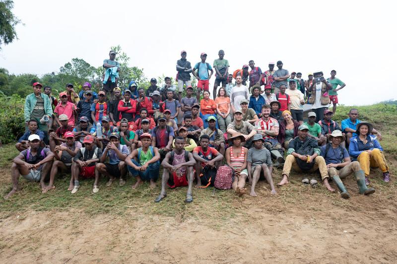 The full team of local guides, local porters,  and Malagasy and international scientists who searched Makira Forest for lost species in the forest block in September 2023. (Photo by John C. Mittermeier)